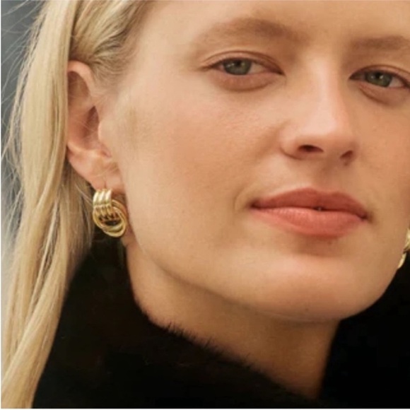 New! Tuckernuck Heaven Mayhem Gold Baby Knot Earrings (3003) NWOT - Picture 3 of 3